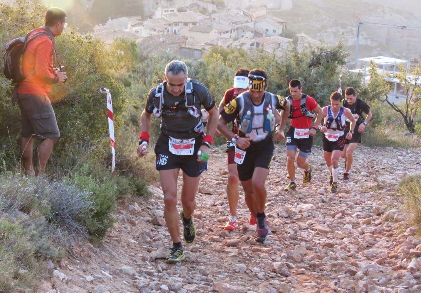 Cañones, pasarelas y barrancos en la Ultra Guara Somontano HG
