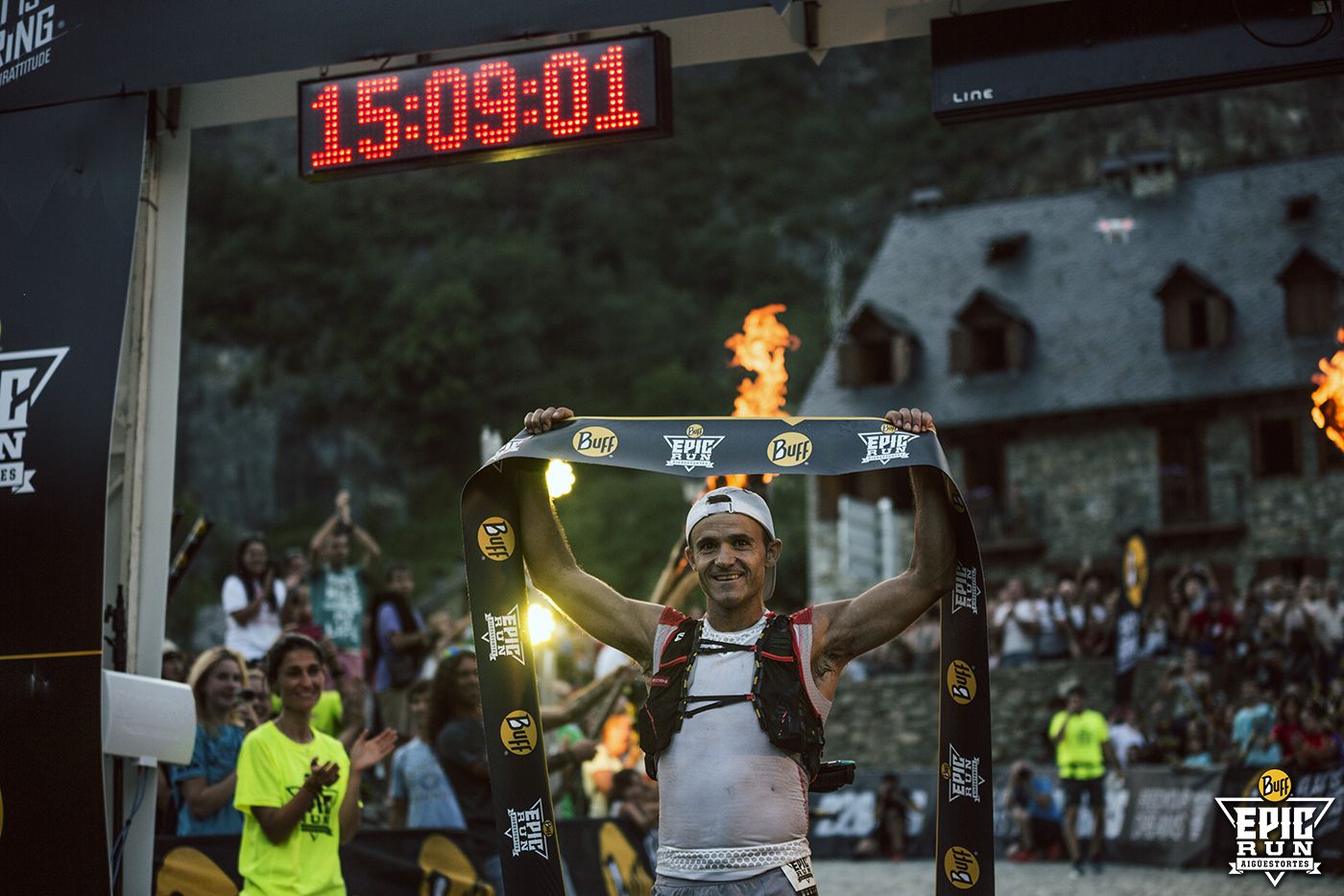 La Buff Epic Run al bolsillo de Nuria Picas y Sebas Sánchez