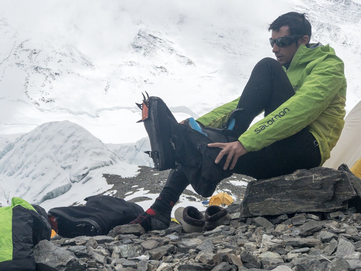 El Trailer de la doble ascensión de Kilian al Everest