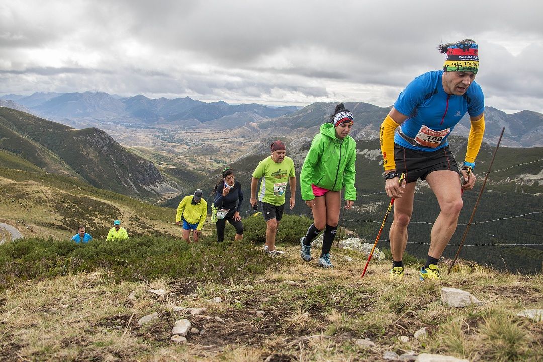 Medio millar de atletas en el VI Trail de Valgrande
