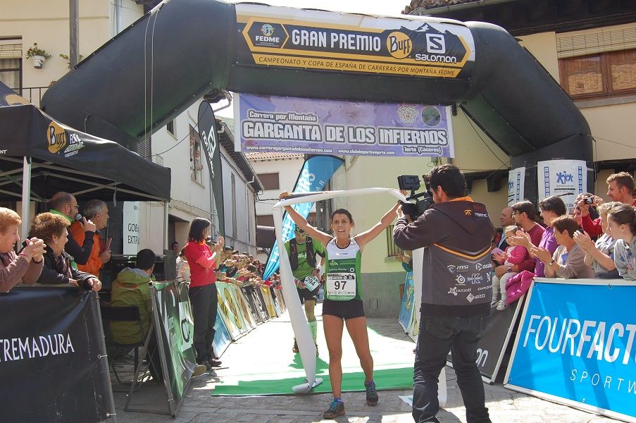 Toni Roldán y Gema Arenas vencen en Jerte Toni Roldán y Gema Arenas vencen en Jerte