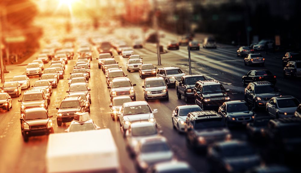 Millones de coches invanden cada día las ciudades de todo el mundo Millones de coches invanden cada día las ciudades de todo el mundo