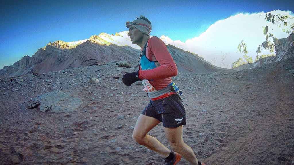 Miguel Heras arrasa en Aconcagua Ultra