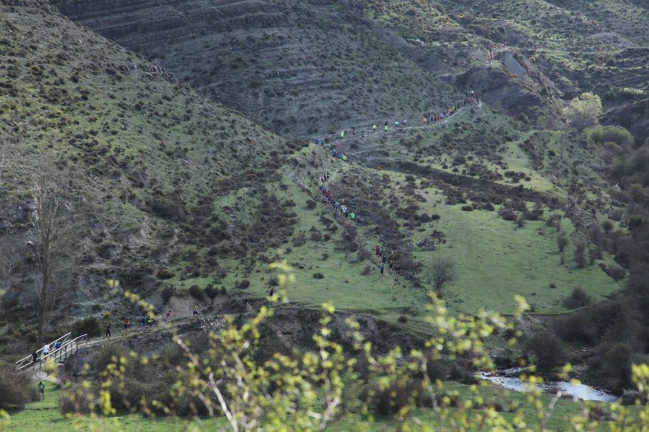 Luis Alberto Hernando gana la primera RiojaWine Ultratrail