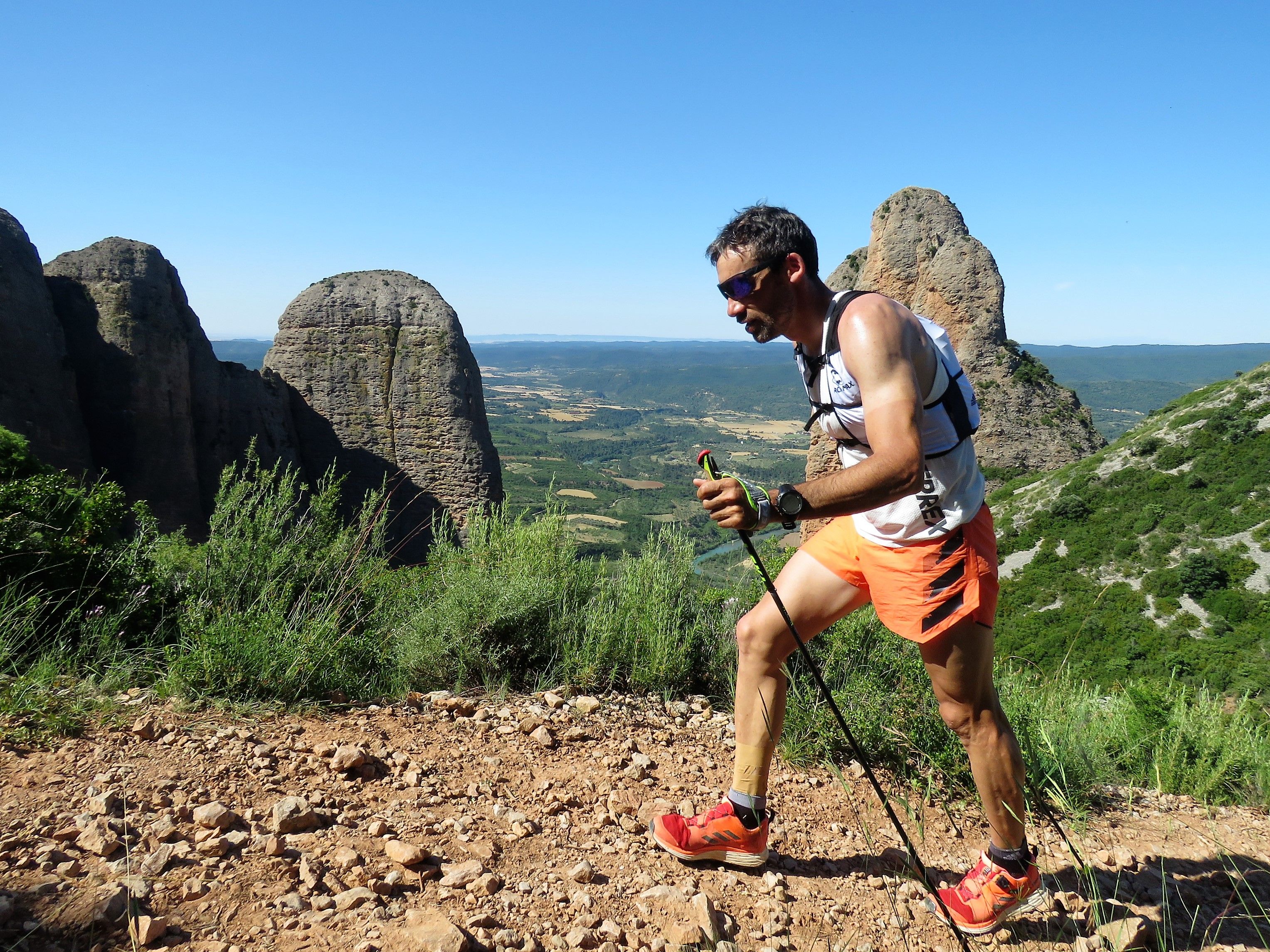 El Trail Mallos de Riglos inaugura su Zona Trail con invitados de lujo. Fotografía Ramón Ferrer
