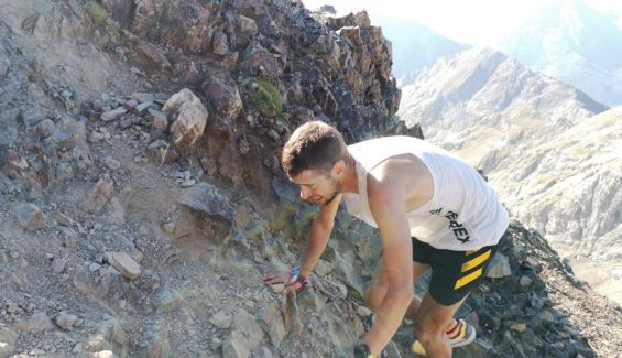 Osanz en el ascenso al Garmo Negro