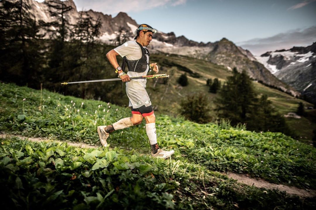 Pau Capell a por el récord del Trail Menorca Camí de Cavalls. Fotografía Roger Salanova