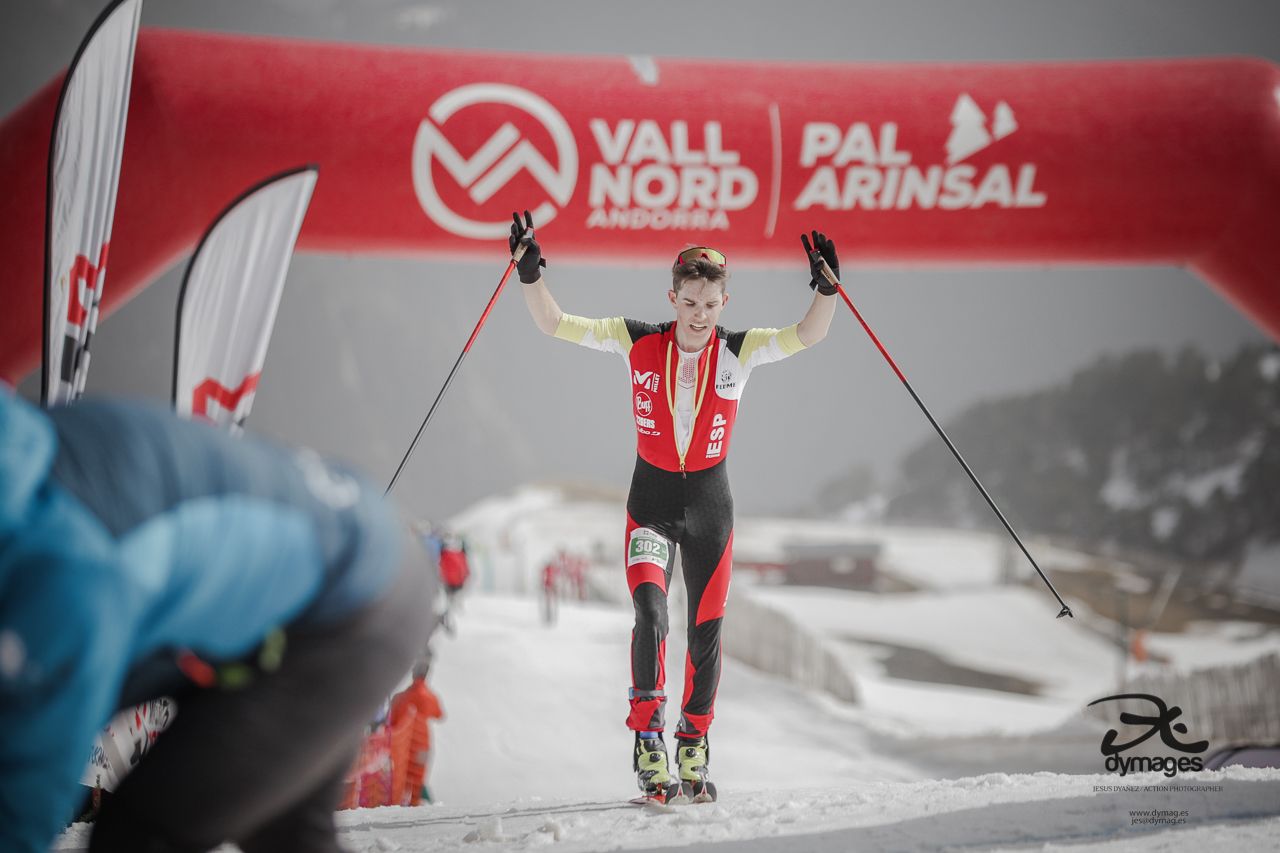Campeonatos del Mundo en la Comapedrosa World Cup. 