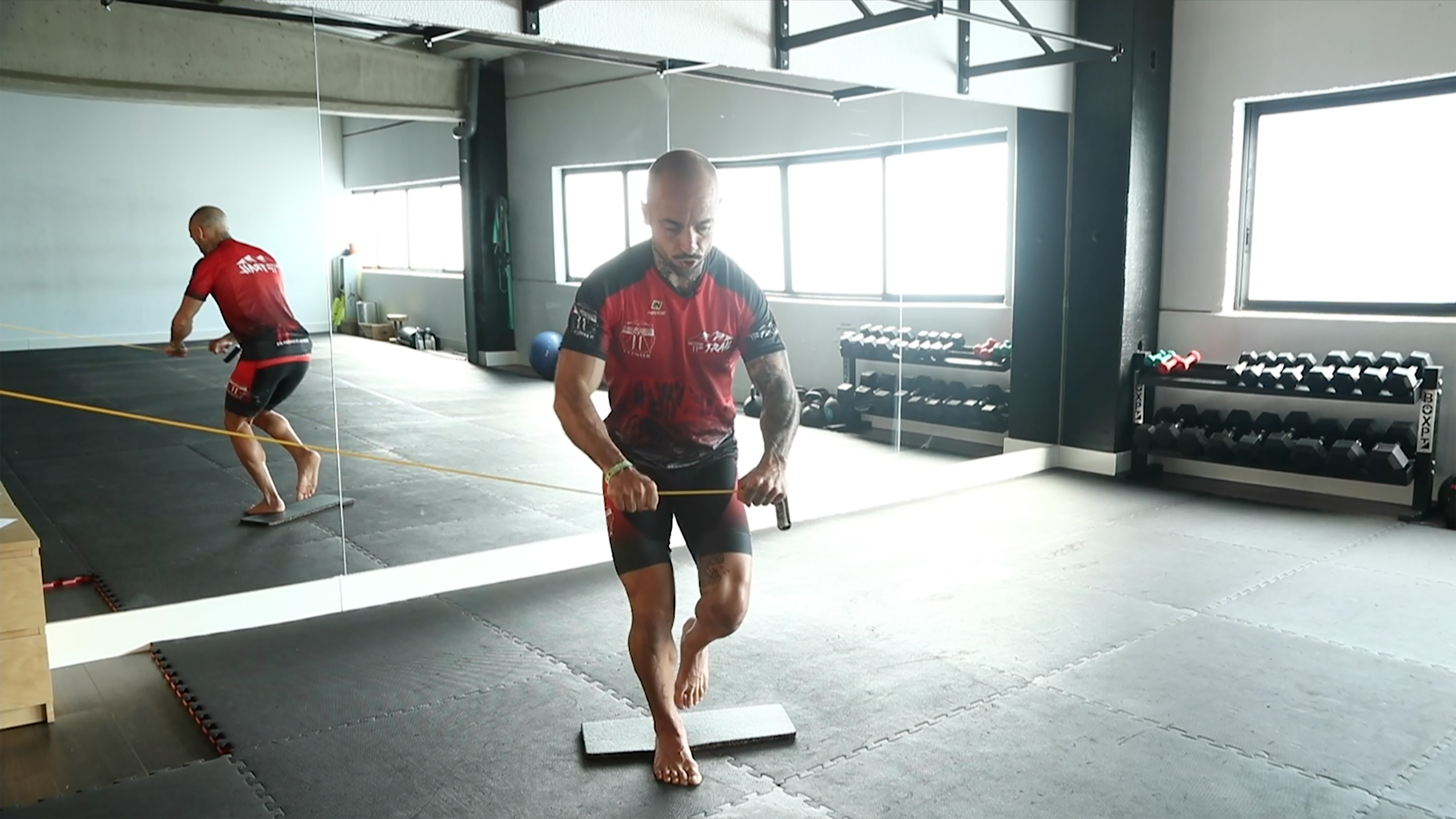 Por qué el press pallof es uno de los ejercicios clave para los trail runners
