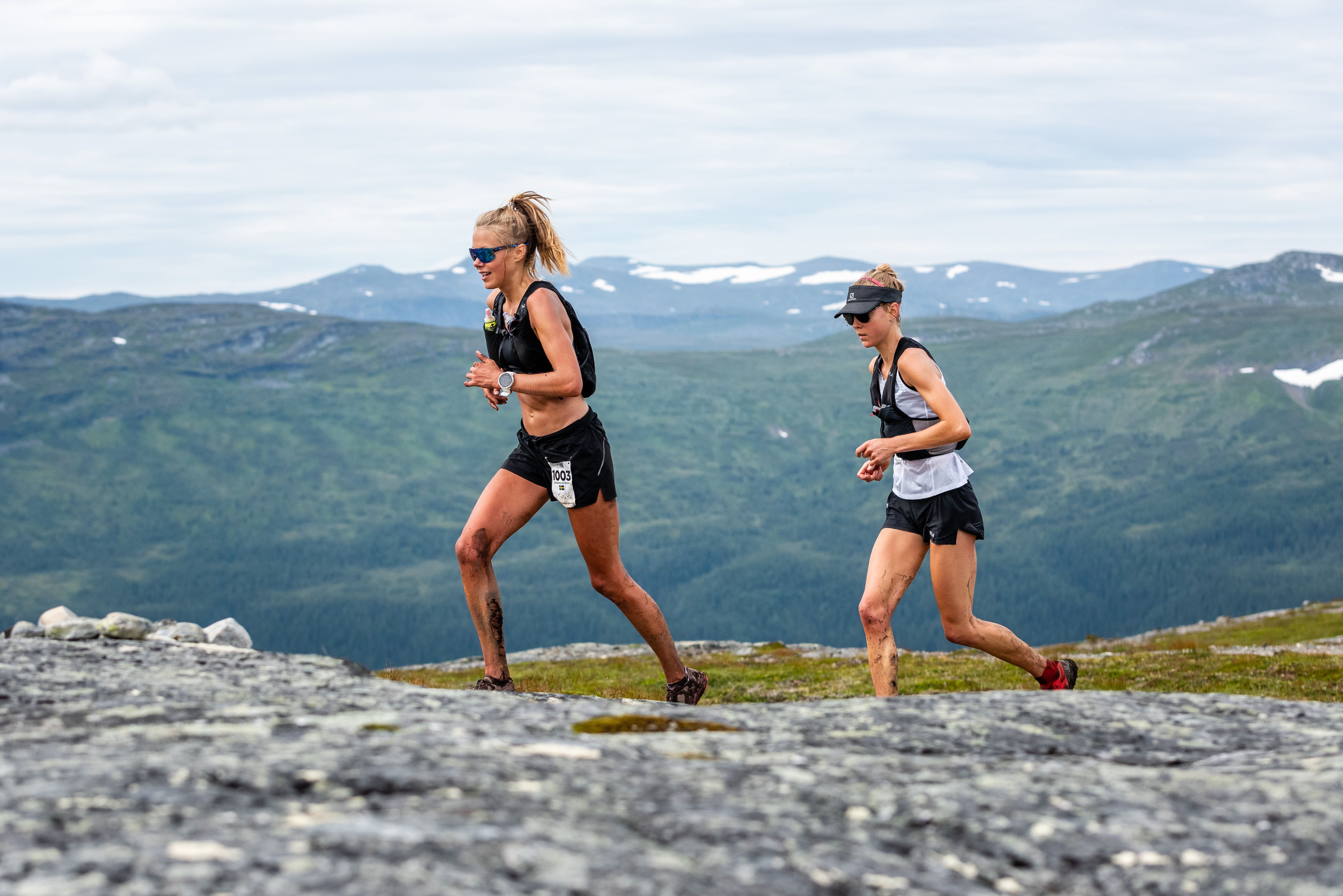 Johanna Åström y Fanny Borgström 2020. ©Johannes Poignant
