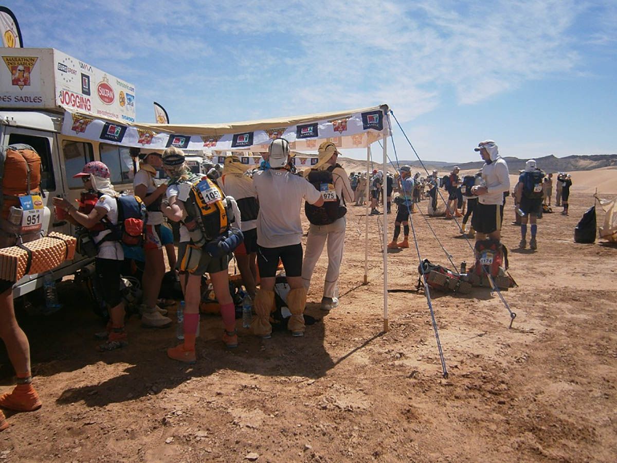 marathon des sables etapa1 avituallamiento marathon des sables etapa1 avituallamiento