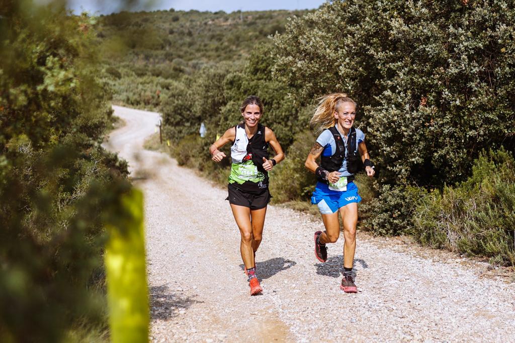 Yolanda Fernández y Cristina Salazar Trail Guara Somontano #UTGS2021 Borja Iban©