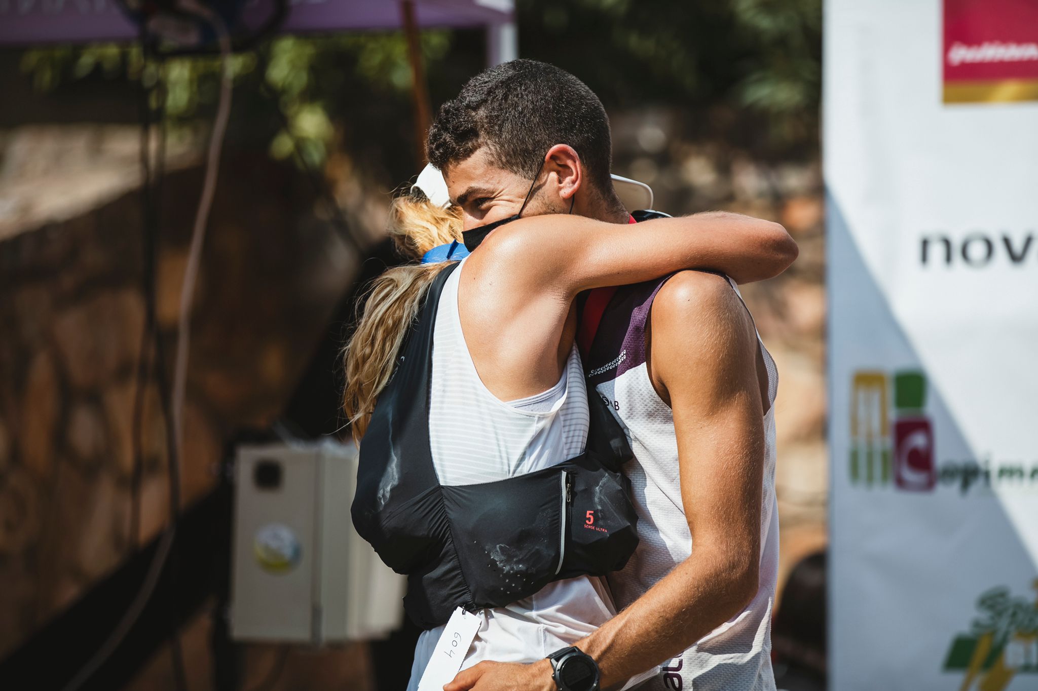 Ale Mayor y Yasmina Castro Trail Guara Somontano #UTGS2021 Pau Aguilera©