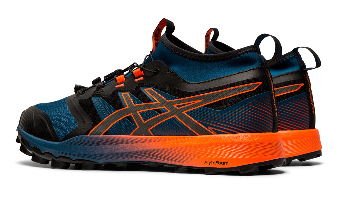 Así es la nueva ASICS Fujitrabuco Pro: para carreras de media distancia y perfil técnico