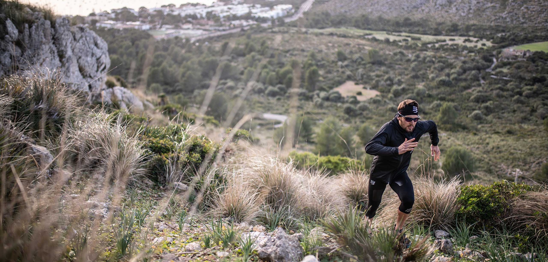 Compressport lanza novedades en sus prendas de trail running 